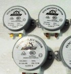 Двигатель редукторный для инкубаторов